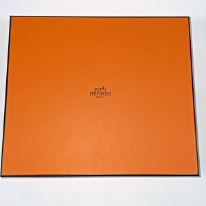 Authentic Hermes Paris Orange Sellier EMPTY BOX 10.5" x 9" x 3 1/4 Gift READ